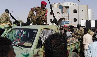 Tentara Sudan Tangkap 21 Pejabat Era Bashir di Darfur